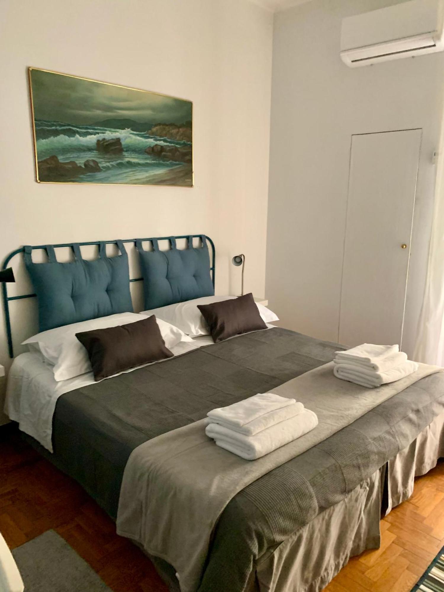 May Flower Central Apartament Bari Bagian luar foto